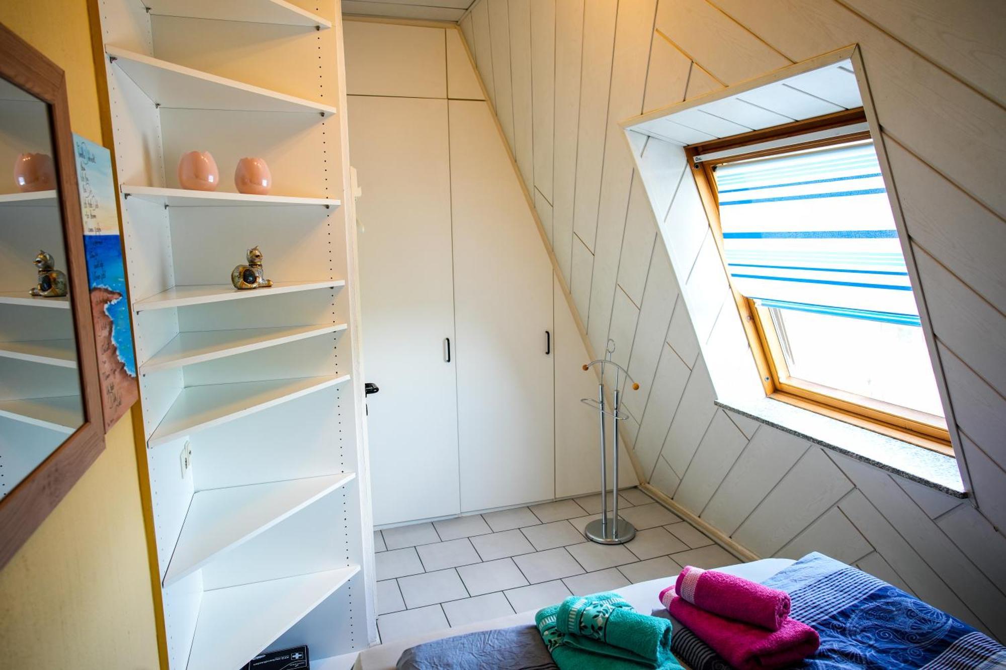 Schoenes Studio In Der Rheinebene, Zentral Gelegen Rheinstetten Luaran gambar